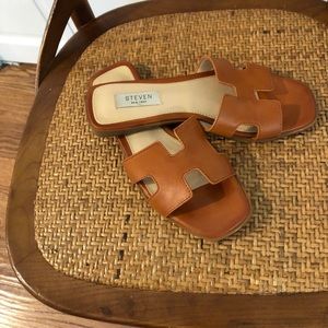 Steven Steve Madden Haydn sandal size 6